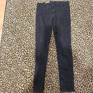 AG jeans skinny black and gray snake print size 26